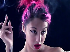 smokink drugs sunny leon sex advantage - Nadia Upclose Cigar