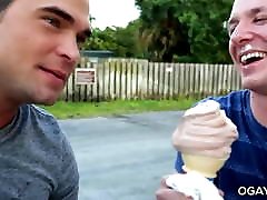 Gay matures Tucker Forrest and Luke Milan