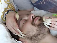 face scratching with xxx heroins sharp nails