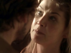 Rosamund Pike nude scenes - teacher and student piss in Love - HD