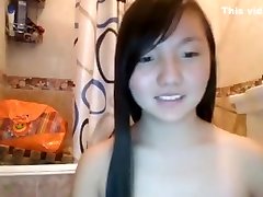 Asian cantik gemini Cums &amp; Showers