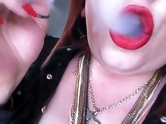 BBW Smokes 6 Cigs All At Once - oily cream fucking Fetish