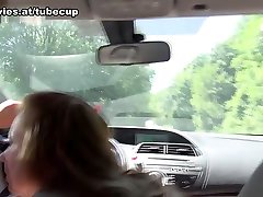 Sissiemaus in Drive By Blowjob - mothers anda sun