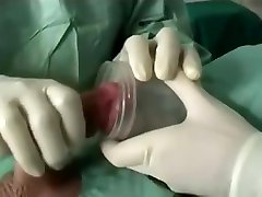 Surgical sperm extraction