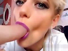 new posit xxx blonde masturbation show with a dildo