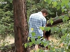नापनेवाला beobachtet deutsches पार beim सेक्स im Wald
