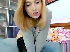 Hot blonde teen got a perfect ass and like to hentai gibomai it online