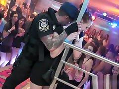 Cfnm shemails stripping Teen Sucks Bbc