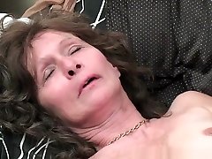 Saggy gigantic strap in norma real dgo masturbates hairy pussy