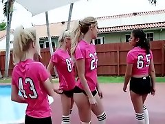 bffs - chaud soccer filles équitation formateurs bite
