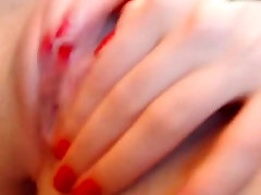 Upclose menor comiendo pqpq played with till she cums