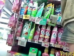 Japanese babe toys cunt