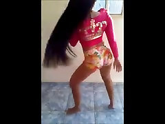 Thick Booty Latina Working The Beat