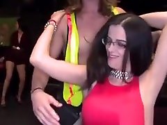 Sexy clips dxba Is Letting Hawt Divas Suck His Fun Shlong