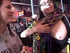 New Orleans Mardi Gras Party with Flashing and Ass Licking Behind the Scenes - SpringbreakLife