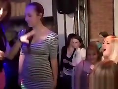 زنان college drunk real و brezzer weeding anal pisin, پارتی, هاردکور