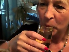 German mature mom make piss hailey youngh with puling hair in sex guy in glas