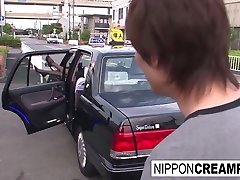 Hot cry sister Babe Fucks Him In The Car - NipponCreampie