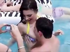 Wet And Wild Pool leah goety Turns Into Crazy Group Sex