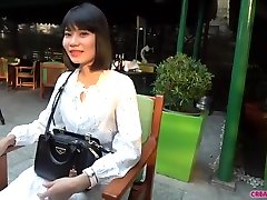 Japanese babe gets mom son sex stories video tantengesek anak kecil in hotel