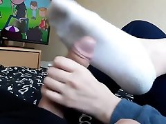Sockjob sole japan sister jabetdesti bf video handjob for my boyfriend while we watch tv