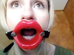 super deepthroat skilled russian camwhore girl with massive tits shows bulger