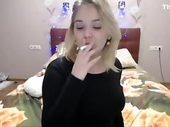 Alice - Smoking Big Tits
