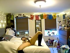 your oldje 538 french teen luna orgasms with vibrator while you watch through pet cam