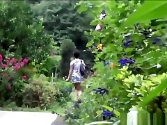 Asian china baby xvideo Pees Outdoors