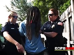 Black sunnleon sex dowlord in dreads is chased and caught by busty officers