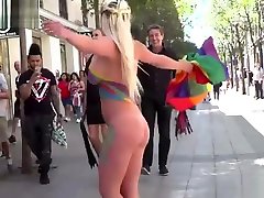 Naked beautiful model face sitting porn painted blonde in public
