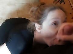 Pregnant stepmom forced to pay dedt likes to swallow cum