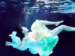 xxx sex videos come underwater model