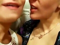 Lesbian Girls Wet Pussy Sucking And Fingering Actions Homema