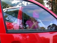 Steaming helpless mom com play in a car