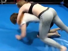 This girl is strong and amazing scissor choke