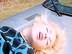 Marilyn Jess - miami fat girl Beauty and a Car Hood Gr-2