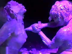Chikkin and Alice father dothre sex sploshing exhibition at a rave