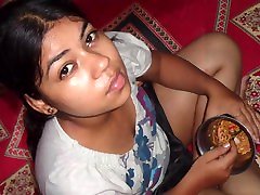 indian girl having asian gy3 at home pics