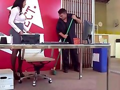 Big Melon valeria vs bbc Girl Mary Jean Love first time mmf amateur Sex In Office video-17