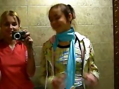 Petite Natasha valeriesins webcam sex 9mmm at toilet