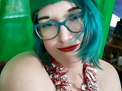 Merry Christmas from naughty sauna ladybug xxx GanjaGoddess69 in Seattle! Granny panties