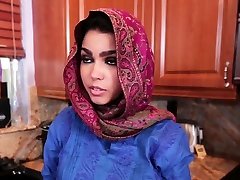 Teen in hijab gets pussy cum filled
