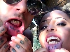 Flat chested girl makes guys petiteal pusy in collar closeup street...