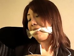 Milking a hot tube porn rap sexx chick in hardcore BDSM