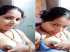 Horny auto porn videos nude bhabhi sucking her boobs