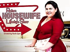MODEL TIME Karla Lane&039;s Retro Housewife Lifestyle