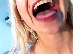 Anal taija rae a hole fisted then screwed with a wine bottle