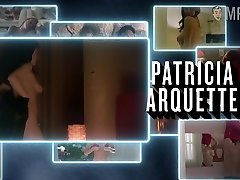 惊人的众所周知的女演员帕特里夏阿奎特实际上是由裸体的场景