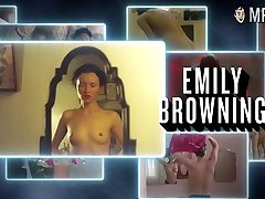 Sexy actress Emily Browning ko tol gede scenes compilation